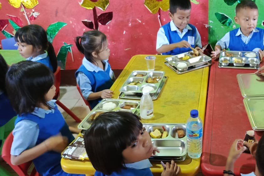 Tahap Pertama Program MBG Sasar Ratusan Sekolah di Kuripan