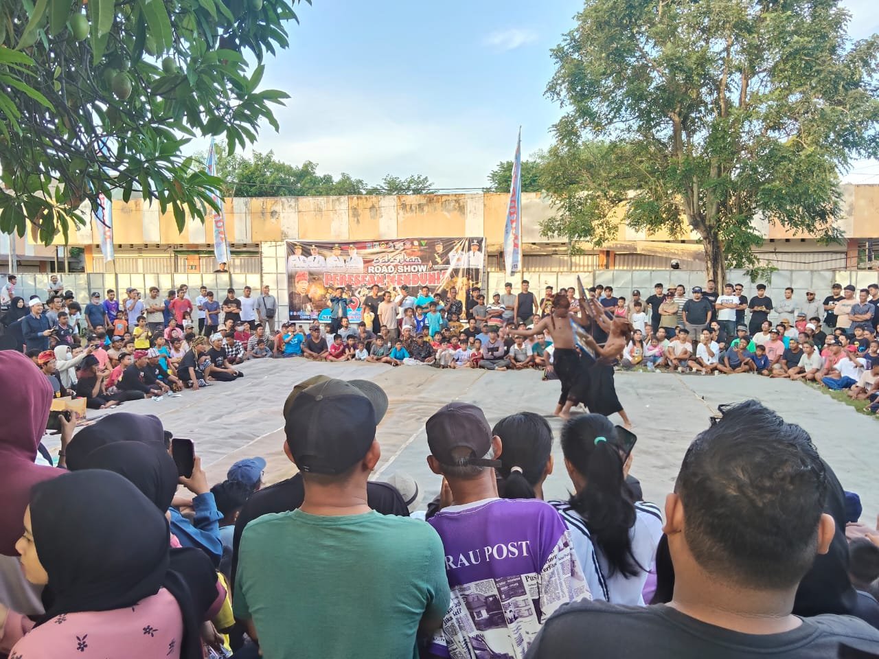 Polisi Kawal Ketat Pelestarian Budaya Peresean di Kediri