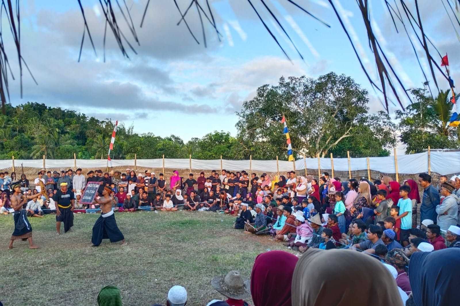Polres Lombok Barat Amankan Peresean Ulang Tahun Paguyuban Mareje Timur