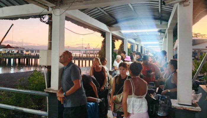 Fastboat Ditutup, Pelabuhan Lembar Lombok Barat Layani Lonjakan Wisatawan ke Bali